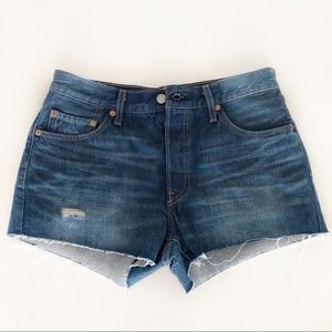 Levi’s 501 High-waisted cutoffs